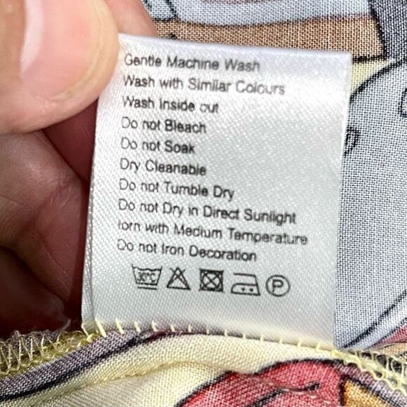 The Rowdy Gentleman “The Hawaiian Shirt” Golf Club Theme. Size Medium. - Picture 6 of 7